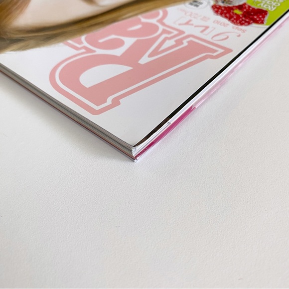 Ray September 2010 Japanese Fashion Magazine Autumn Fall - Picture 4 of 15